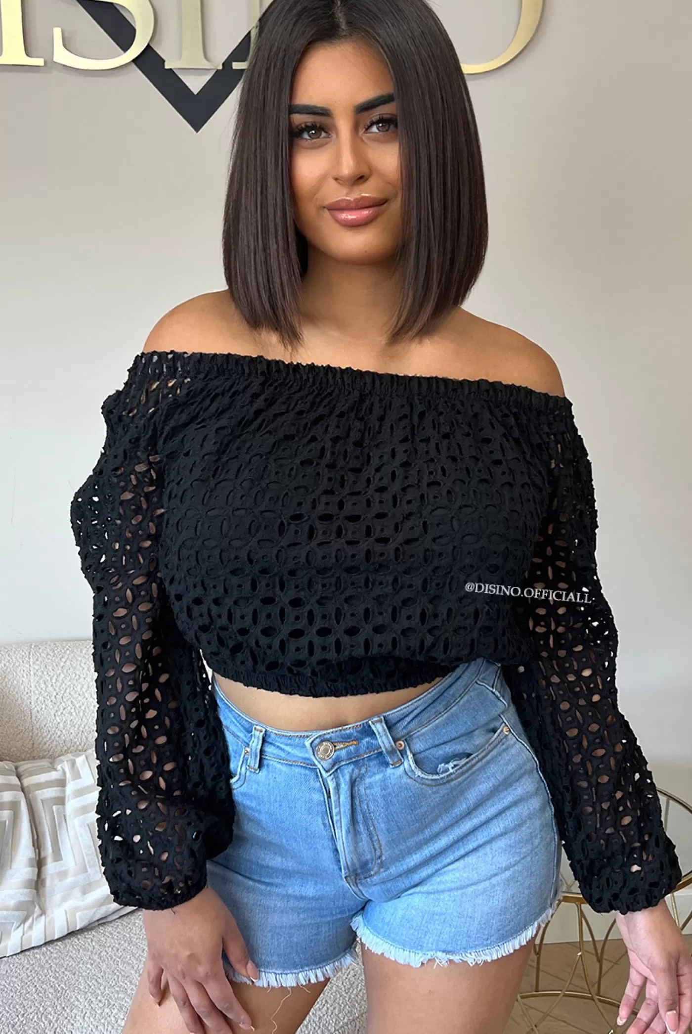 DISINO Black - 'Lavella Top' - Crochet Lace Off Shoulder Top | Vrouw Tops