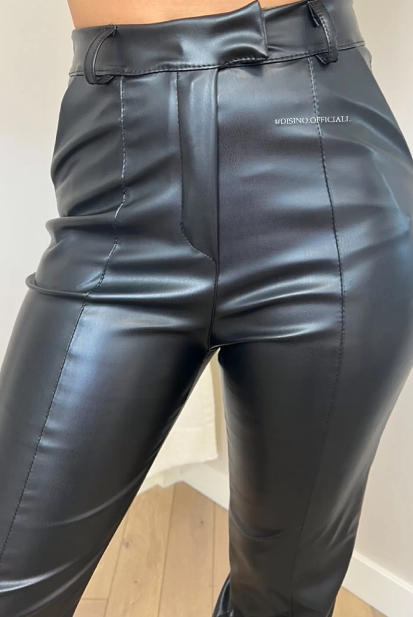 DISINO Black - 'Mila Leather' - High Waist Vegan Leather Straight Leg Pants | Vrouw Trousers & Pants