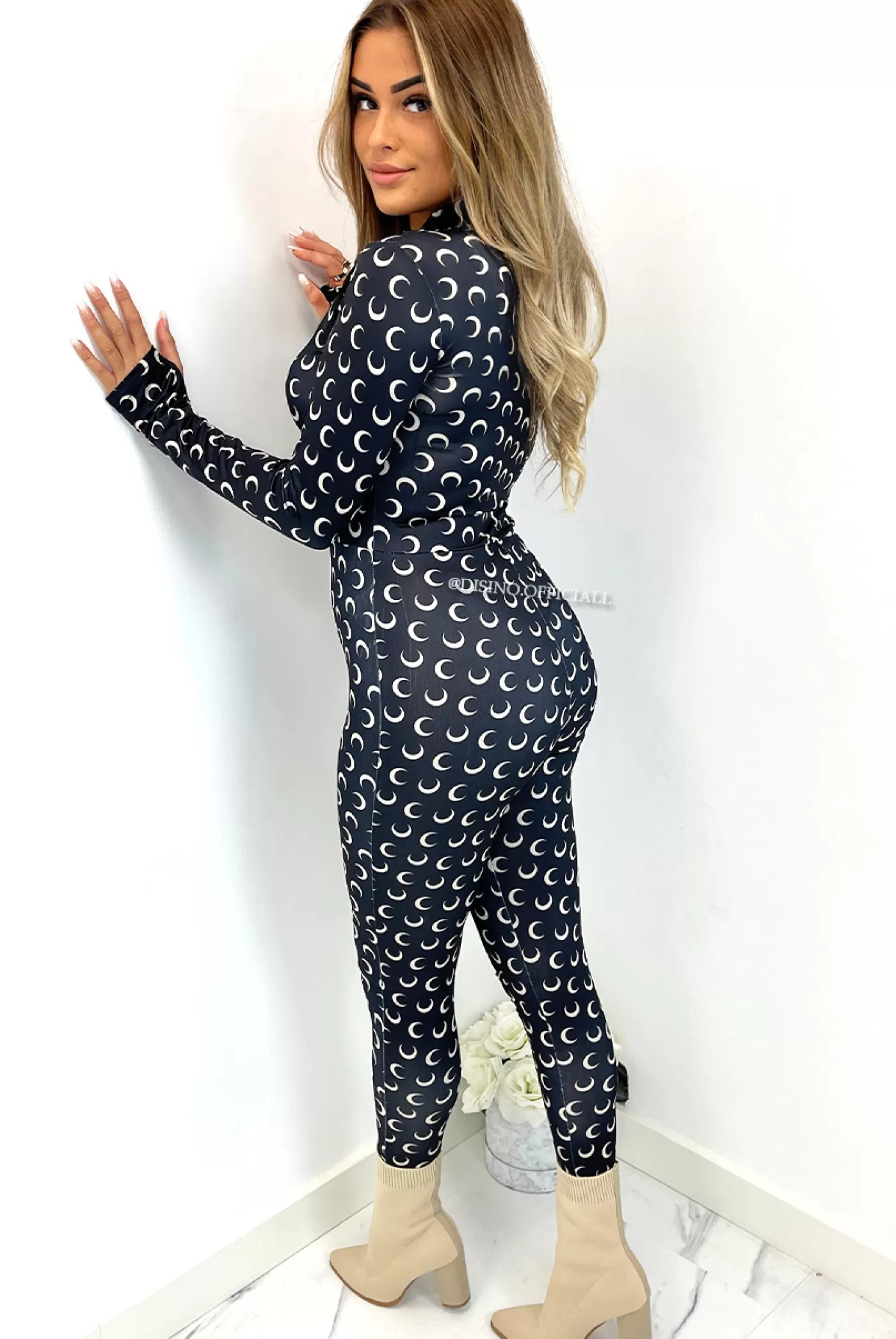 DISINO Black - 'Moon Jumpsuit' - High Neck Inspired Jumpsuit | Vrouw Jumpsuits & Playsuits