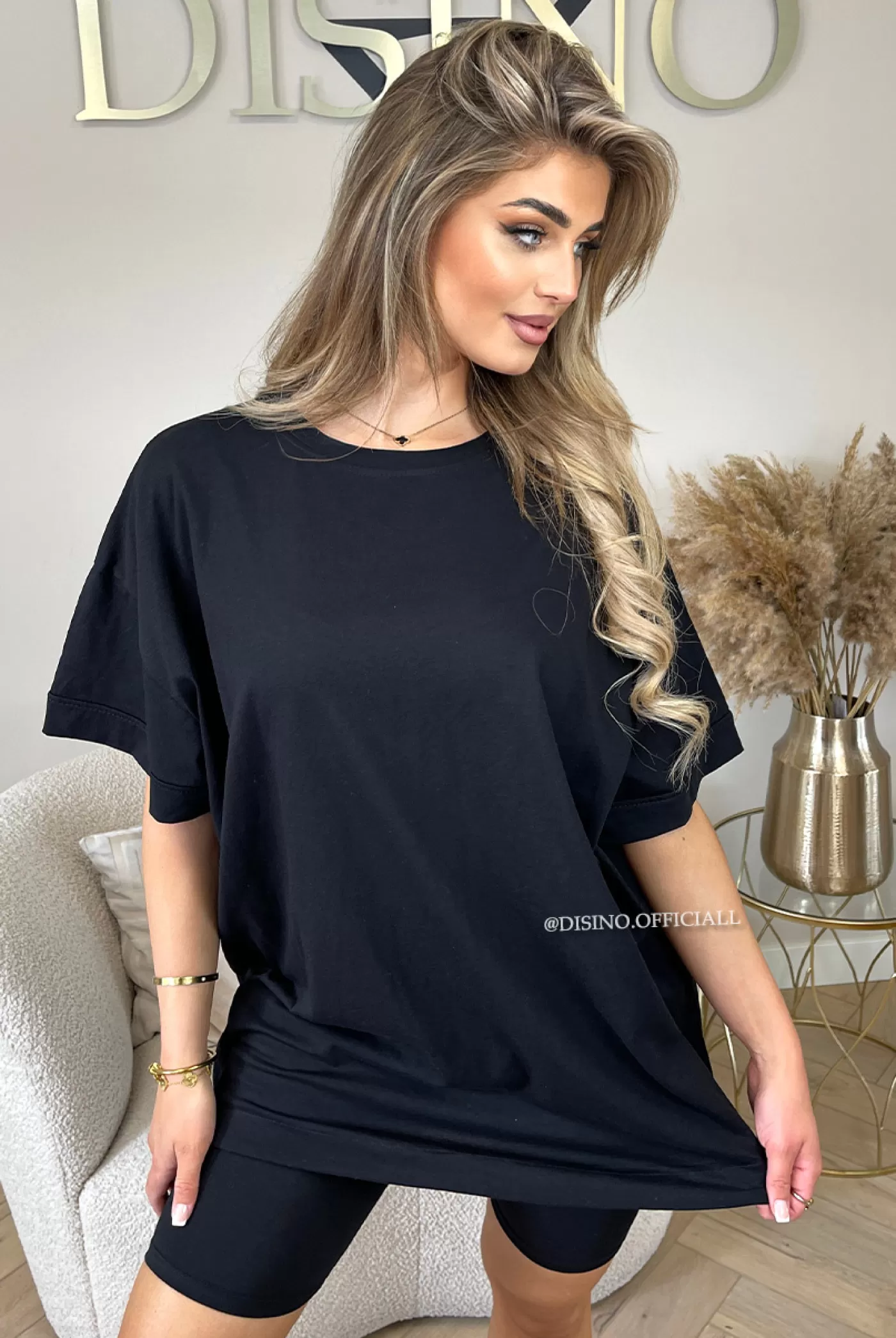 DISINO Black - 'Romy Set' - Premium Quality Oversized Tee + Short Cycle Set | Vrouw Two Piece Set & Loungewear