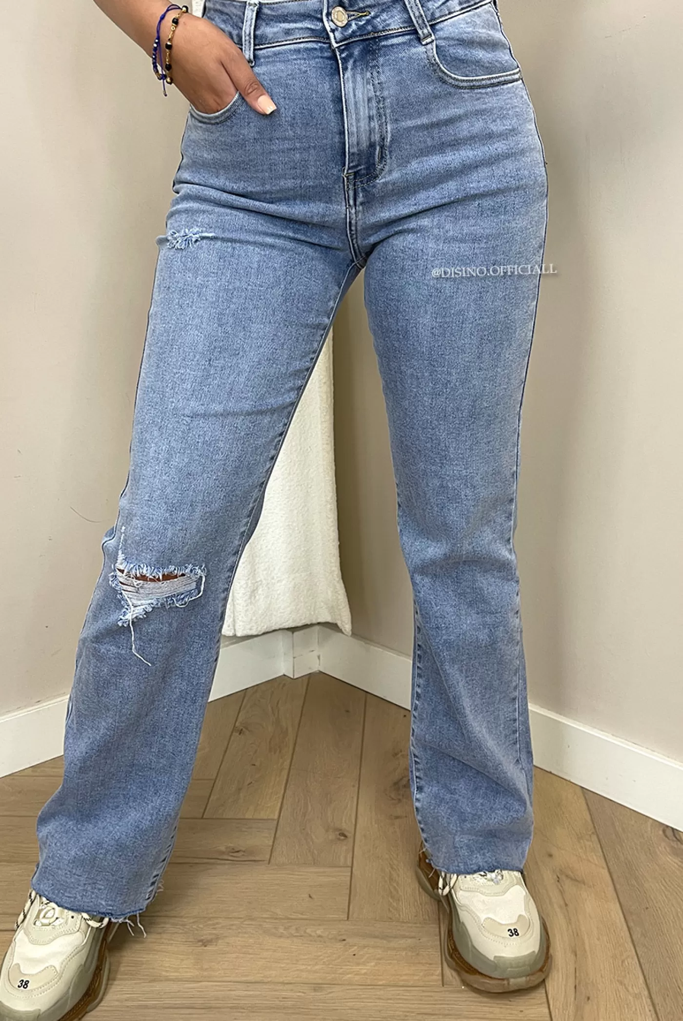 DISINO Blue - 'Hollywood' - Super Stretch High Waist Ripped Knee Straight Leg Jeans | Vrouw Jeans