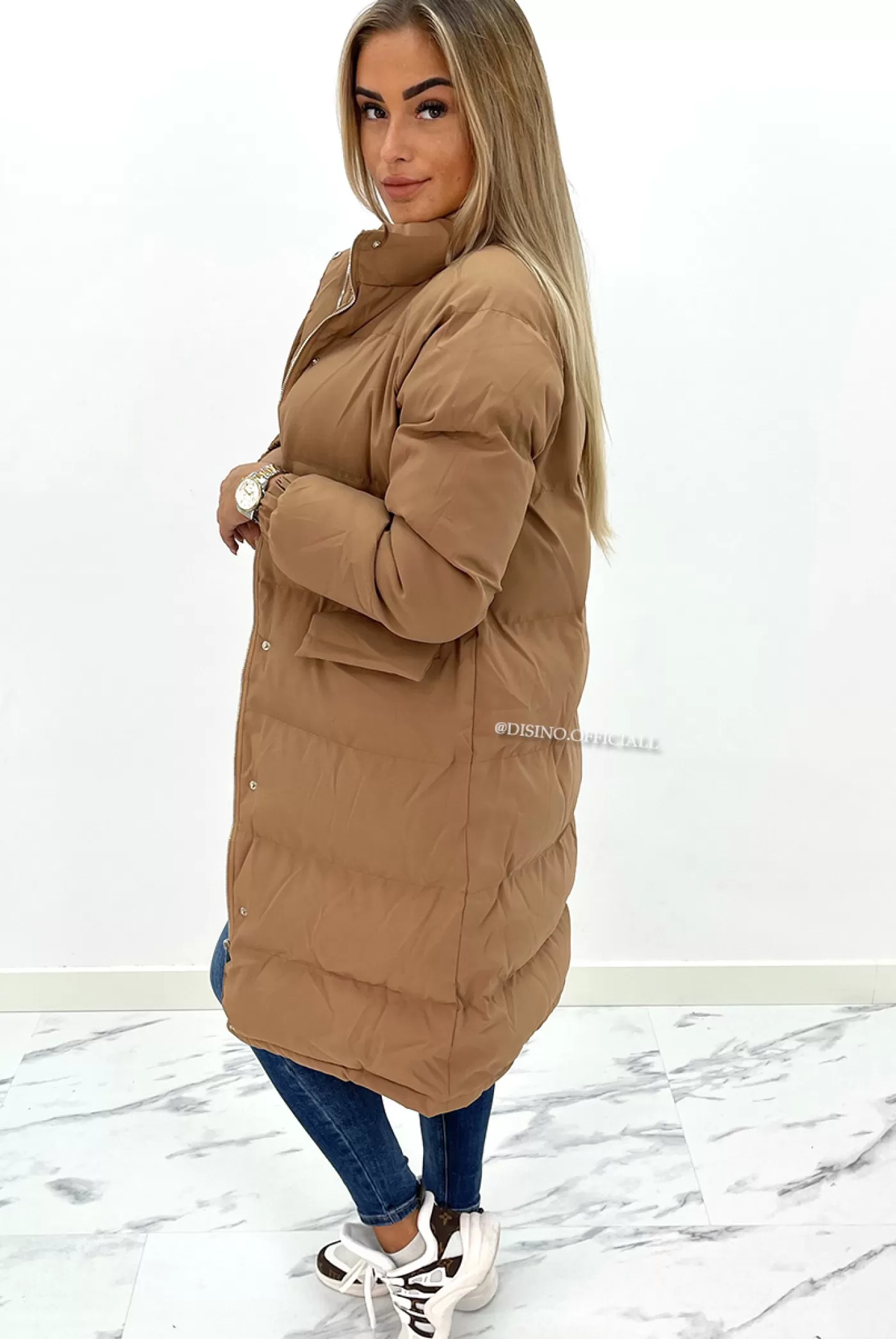 DISINO Camel - 'Delaney' - Oversized Longline Puffer Coat | Vrouw Clothing