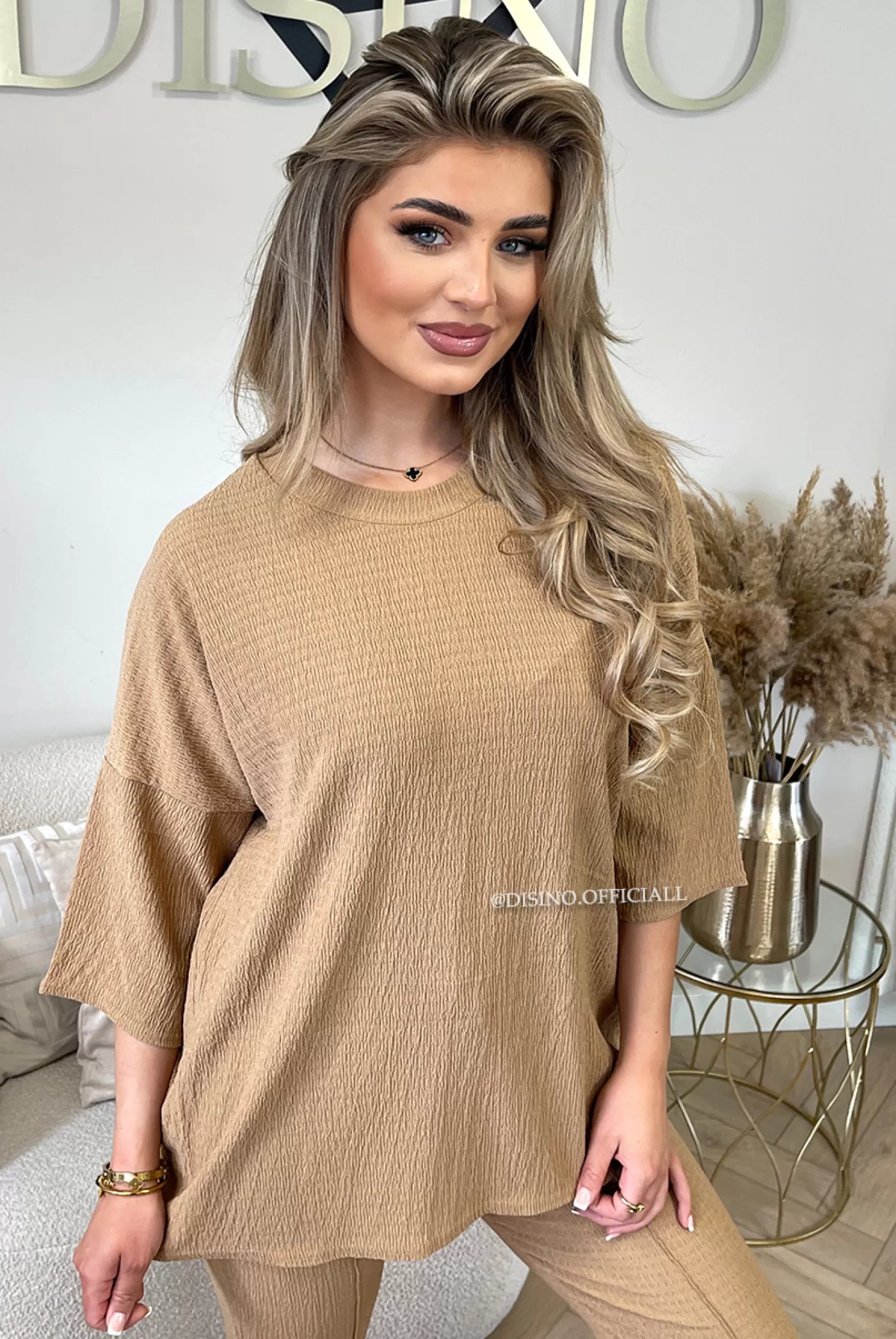 DISINO Camel - 'Miley Set' - Comfy Stretch Oversized Tee + Pants Set | Vrouw Two Piece Set & Loungewear