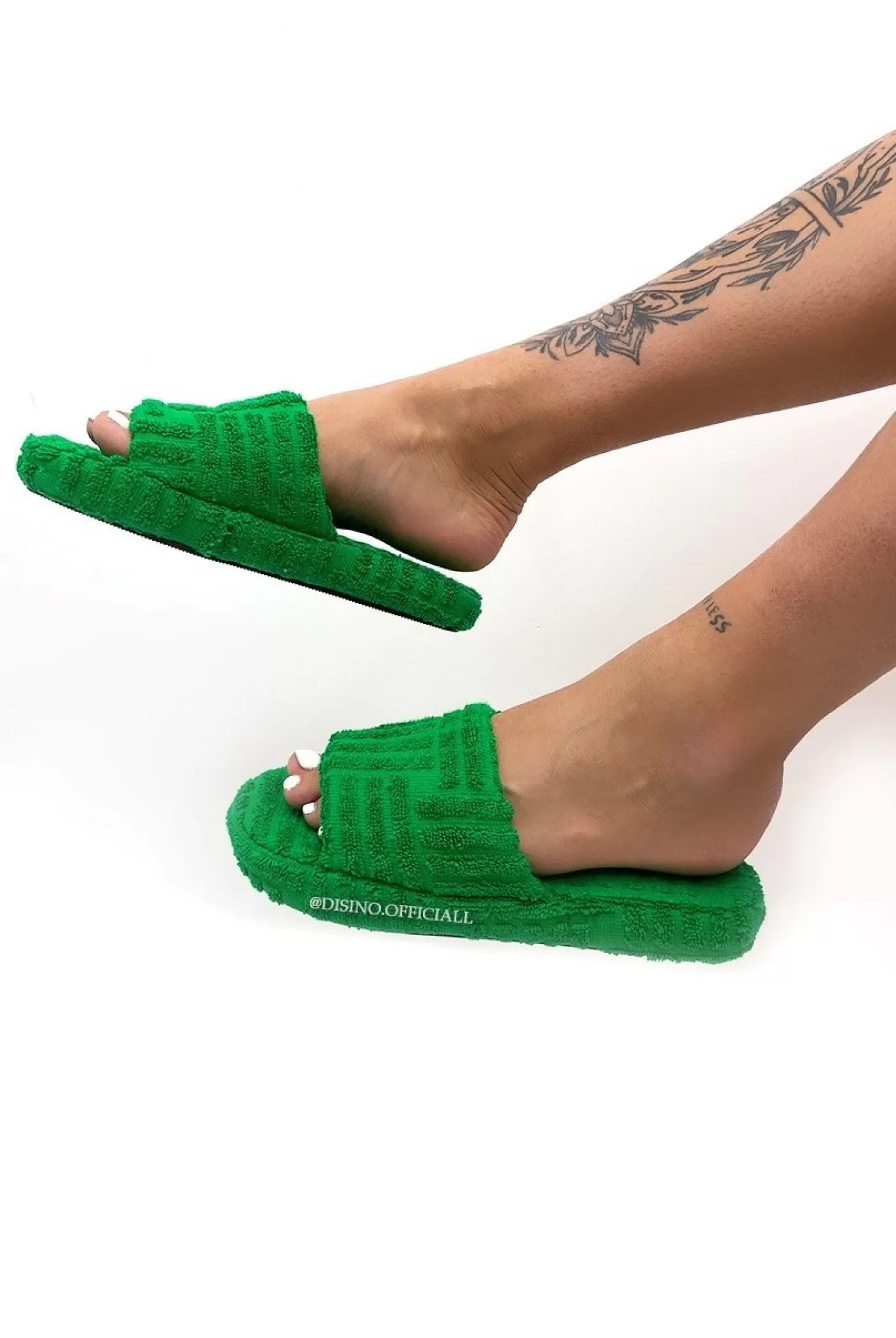 DISINO Green - 'Ziva' - Inspired Flat Textured Slippers | Vrouw Sliders