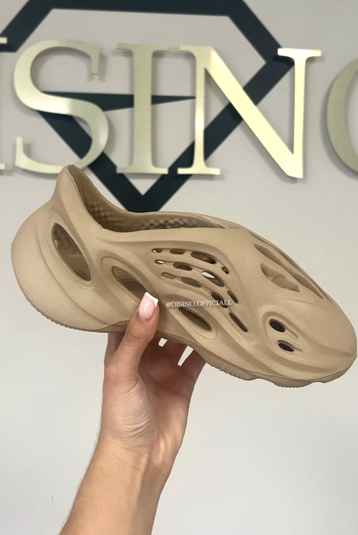 DISINO Khaki - 'Foam Runner' - Inspired Shoes | Vrouw Heels