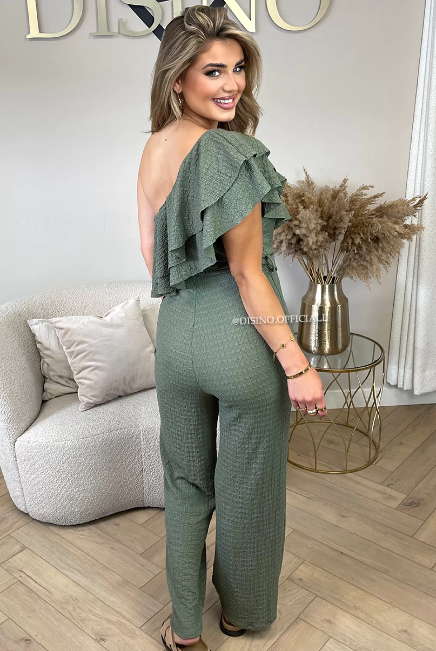 DISINO Khaki Green - 'Esmay Jumpsuit' - One Shoulder Ruffle Waffle Jumpsuit | Vrouw Jumpsuits & Playsuits