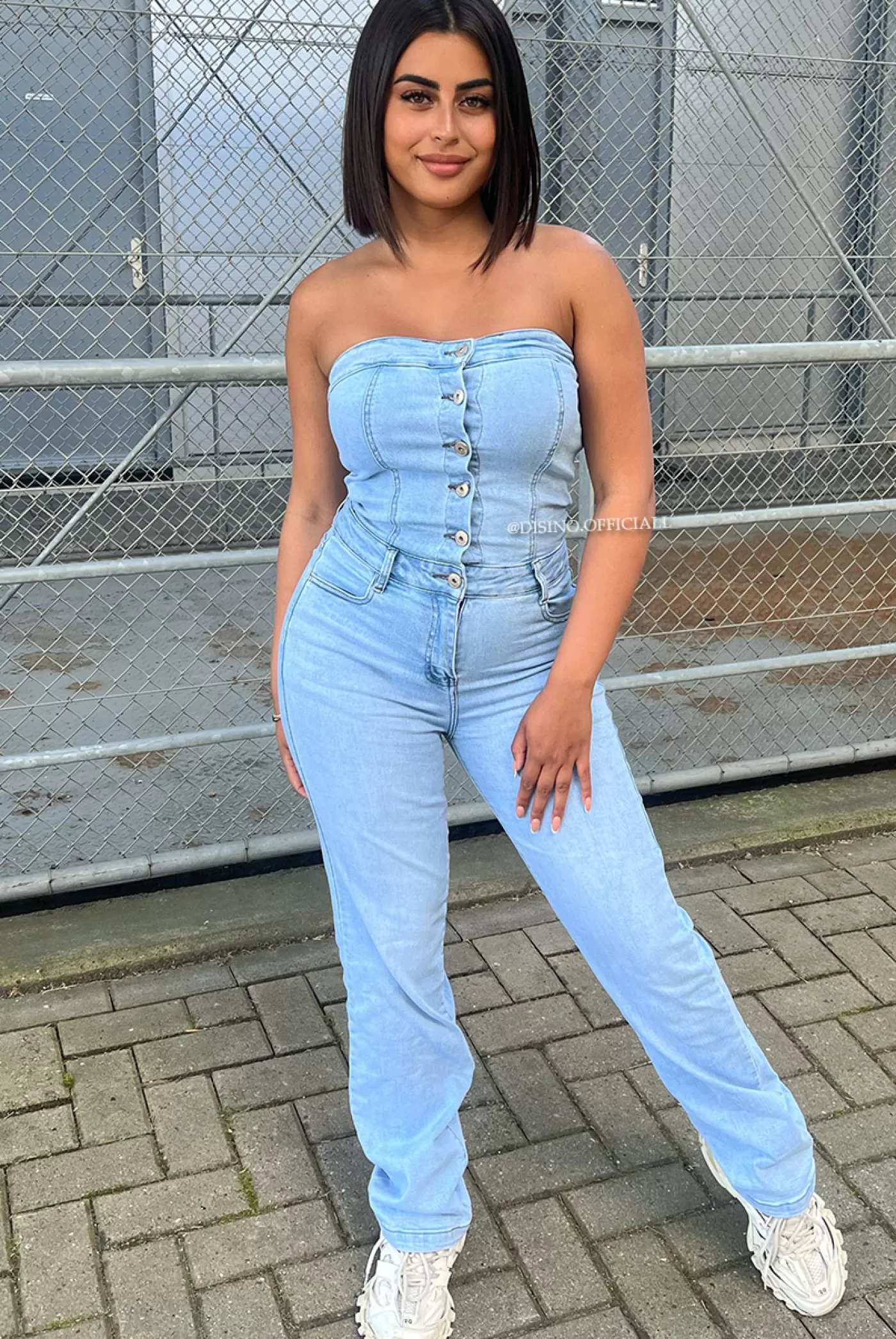 DISINO Light Blue - 'Katy Jumpsuit' - Super Stretch Strapless Denim Straight Leg Jumpsuit | Vrouw Jumpsuits & Playsuits