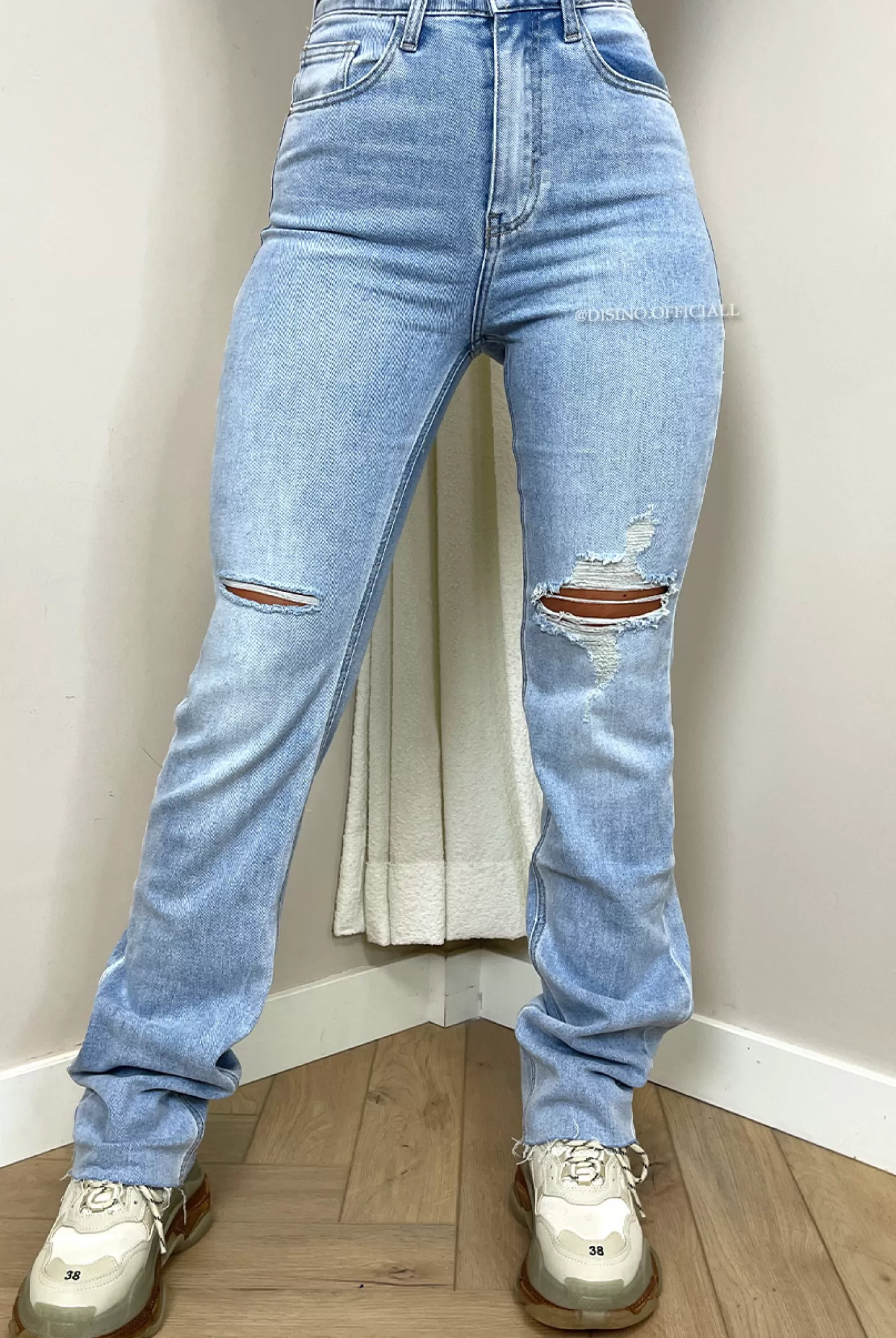 DISINO Light Blue - 'Miami' - Extra Long Super Stretch Straight Leg Jeans | Vrouw Jeans