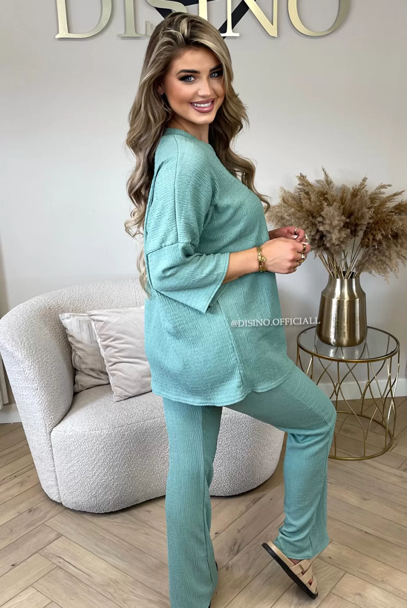 DISINO Mint Green - 'Miley Set' - Comfy Stretch Oversized Tee + Pants Set | Vrouw Two Piece Set & Loungewear
