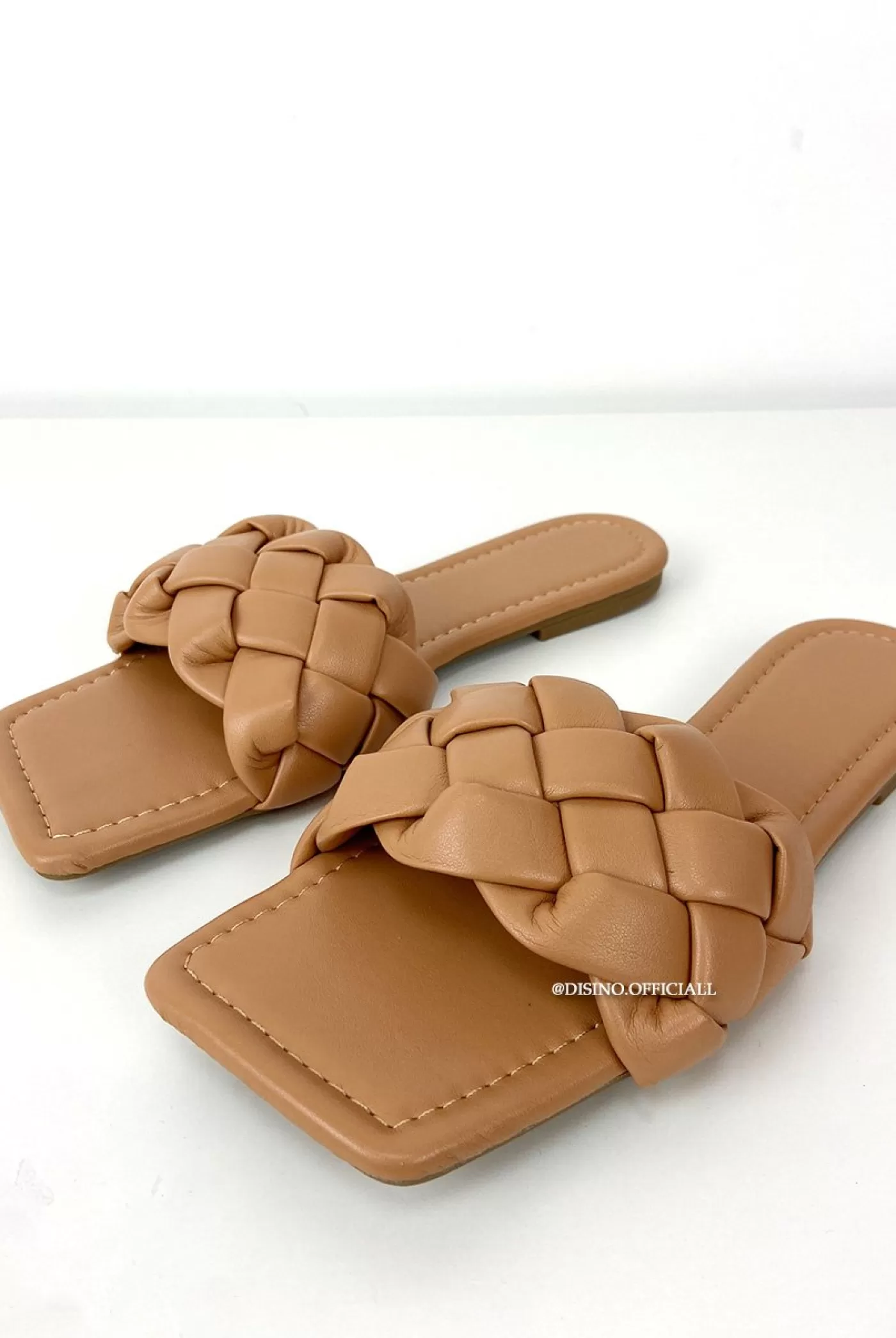 DISINO Nude - 'Mila Sliders' - Braided Slippers | Vrouw Sliders