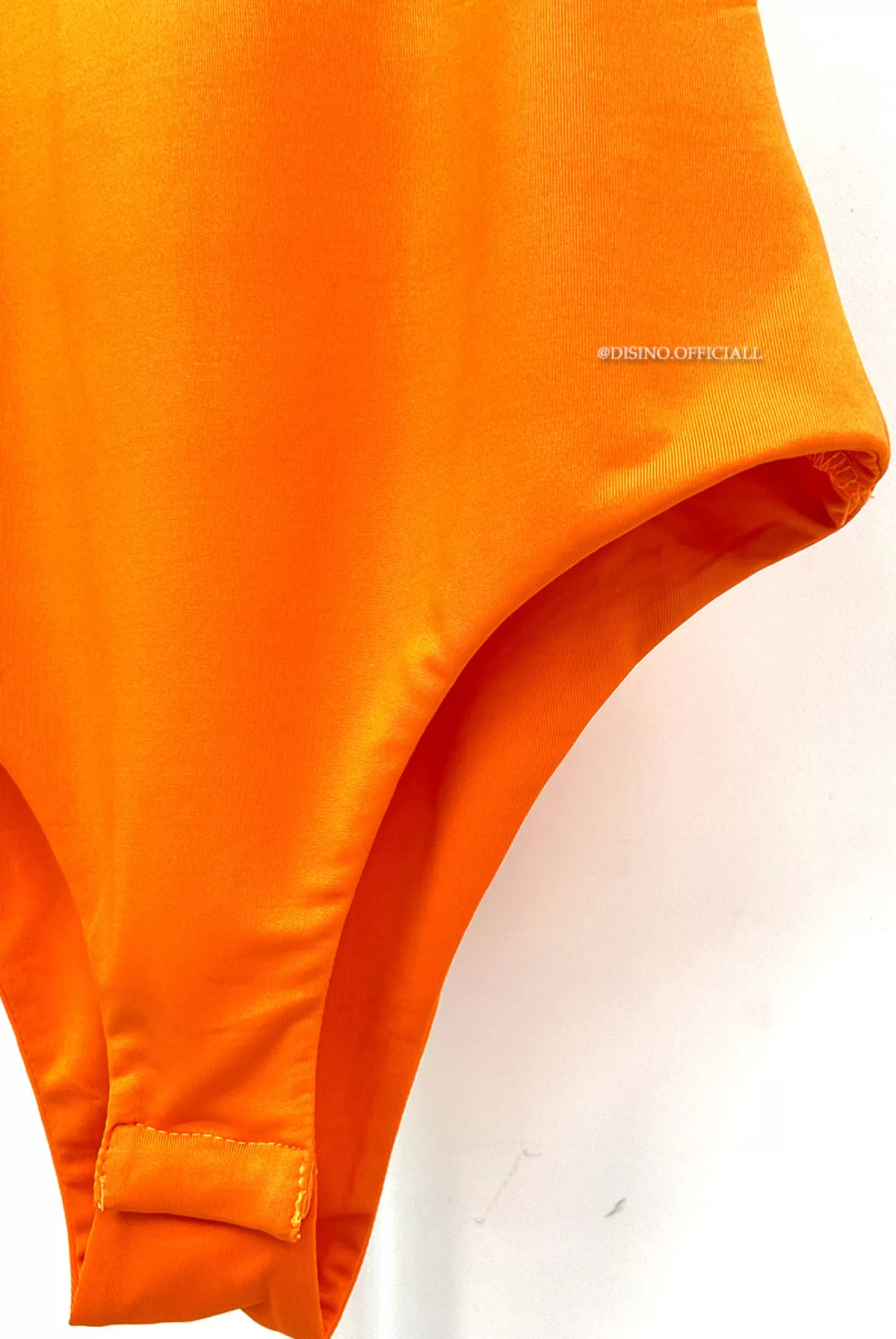 DISINO Orange - 'Kendall Racer Bodysuit' - 90'S Inspired Halter Bodysuit | Vrouw Bodysuits