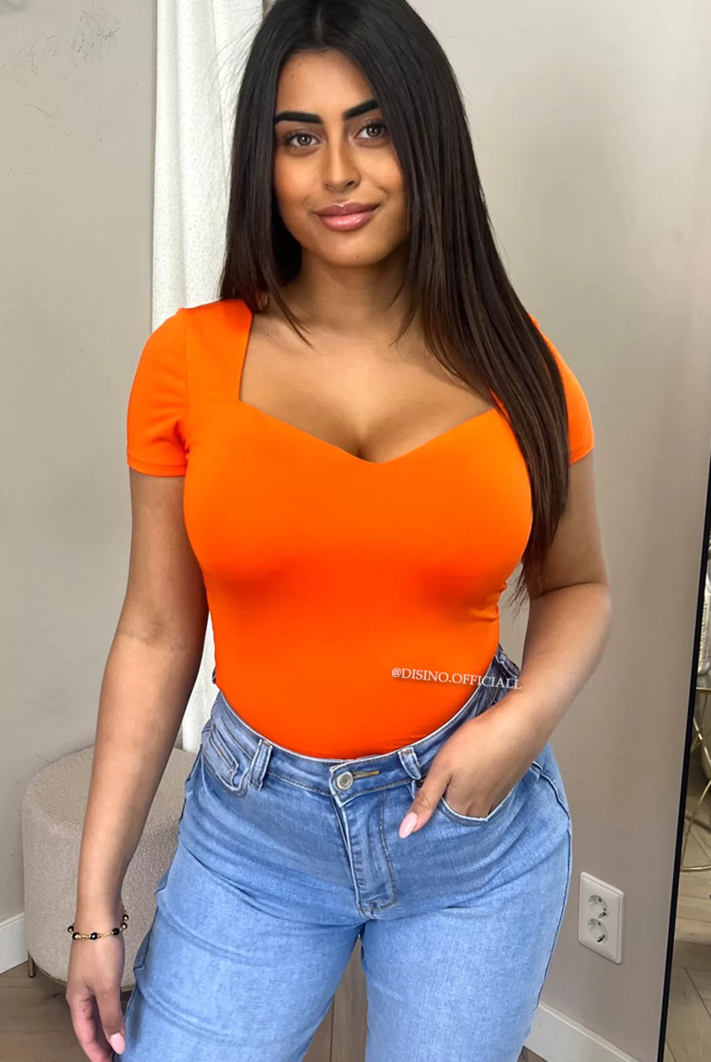 DISINO Orange - 'Nilay Short Sleeve' - Super Stretch Travel Boat Neck Bodysuit | Vrouw Bodysuits