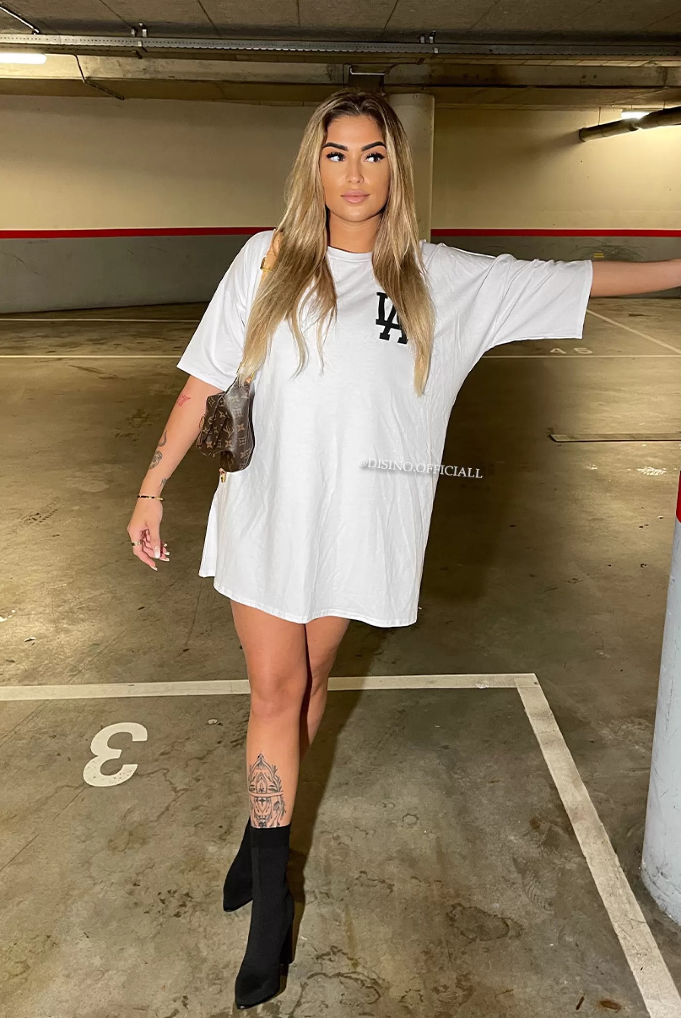 DISINO White - 'La Tee Dress' - Inspired Oversized Tee Dress | Vrouw It-Shirts