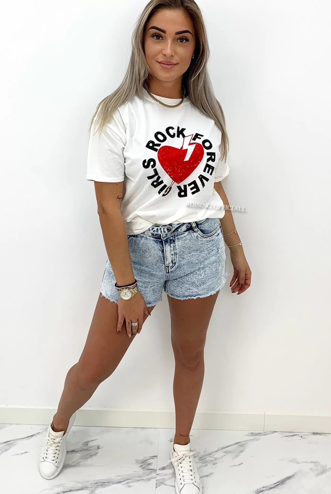 DISINO White - 'Rock Fever' - Premium Quality Oversized Tee | Vrouw It-Shirts